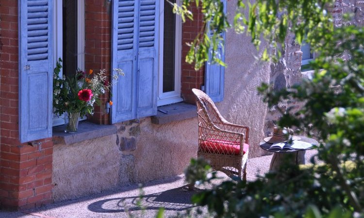 Extérieur chambre d'hôtes Ambierle 